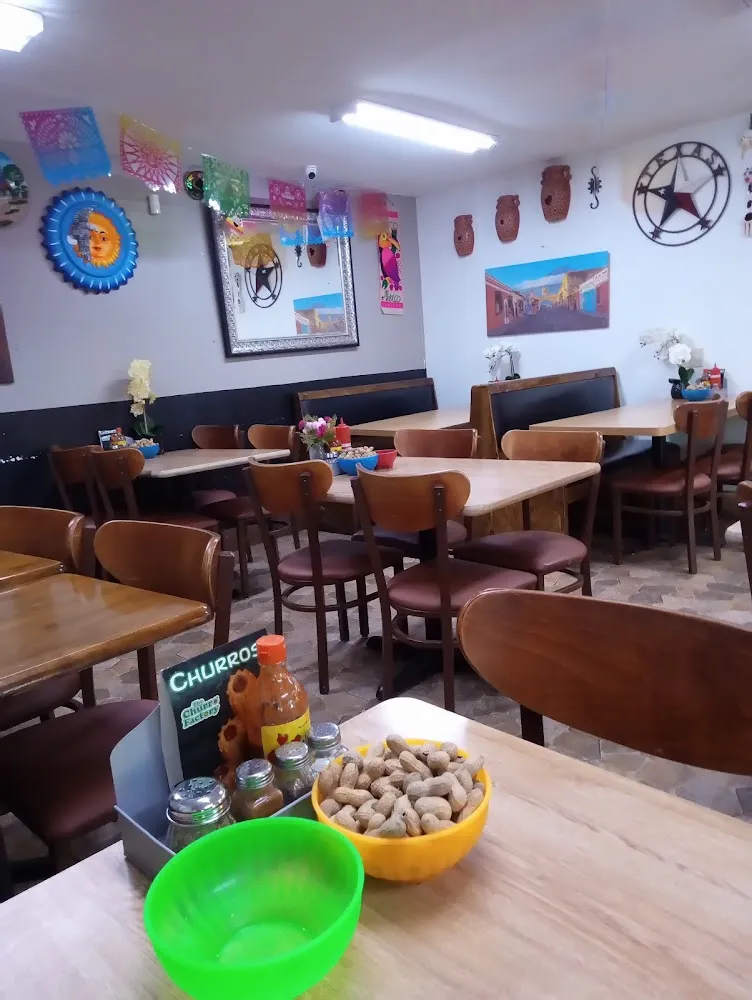 Cacahuates Su En Cáscara Te Los Regalan Como Una Pequeña Botana Antes Que Traigan Tu Orden